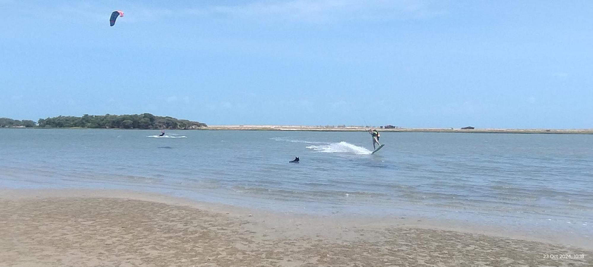 Отель Guajiru Kite Safari Итарема Экстерьер фото